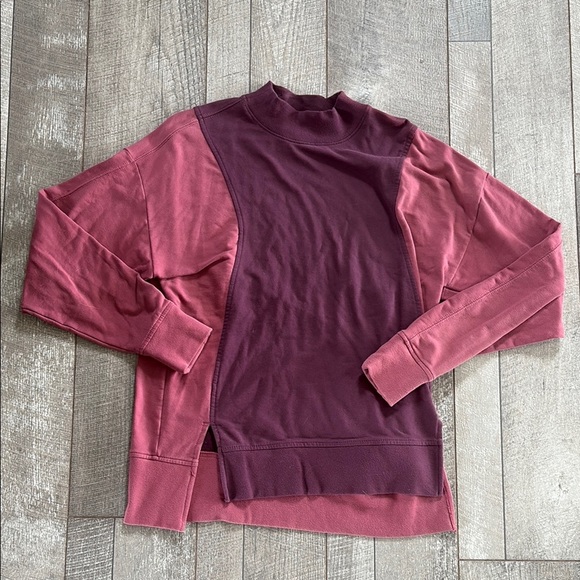 Athleta Size Small Color Block Crewneck Long-Sleeve Top - Picture 3 of 6